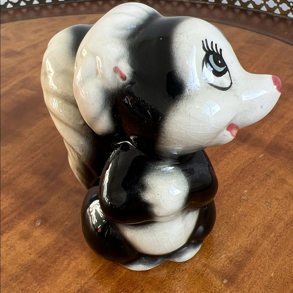 Vintage Flower Ceramic Figurine - Picture 3 of 6